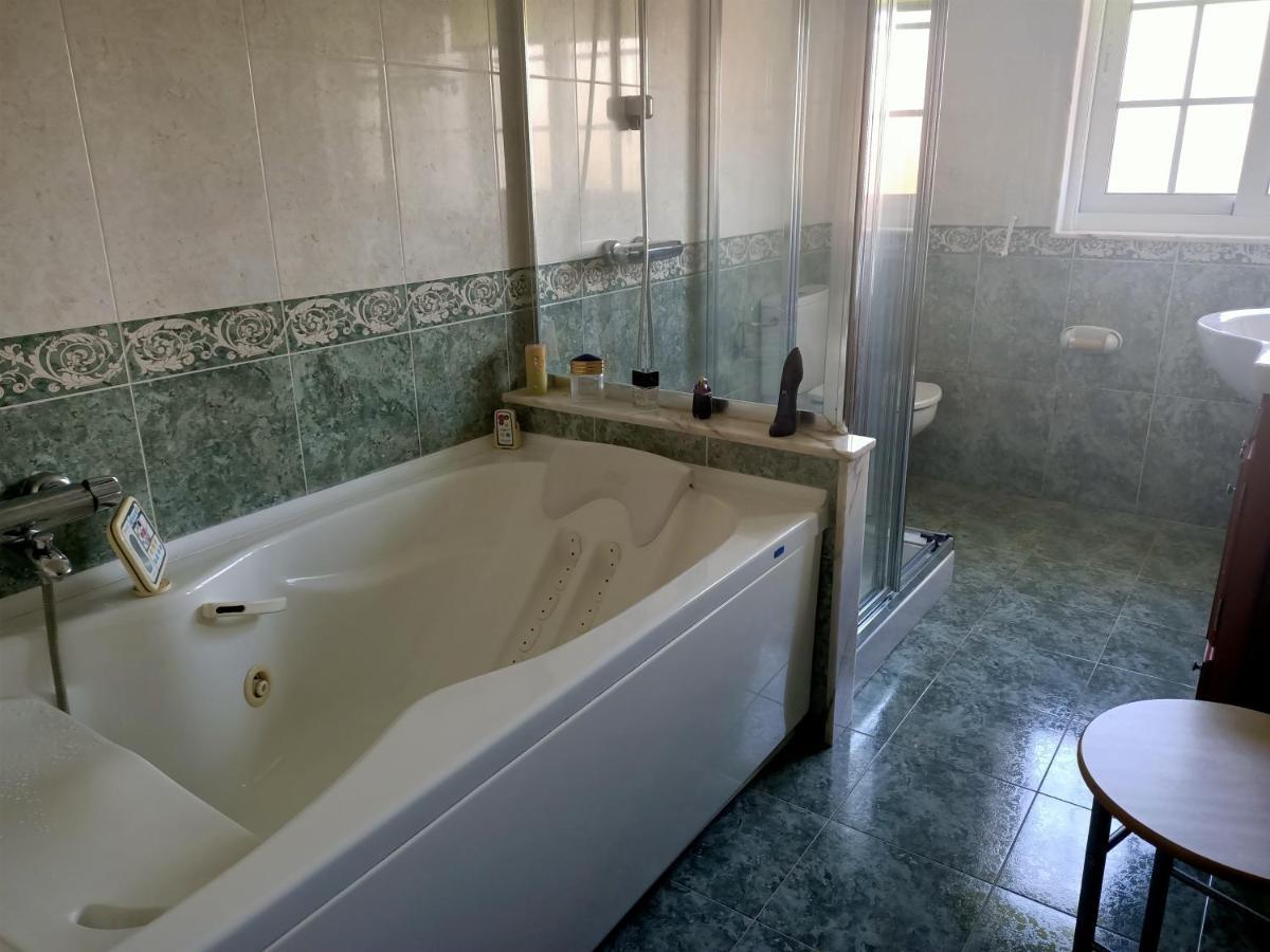Hotel O Seixo 2 à Mugardos Extérieur photo